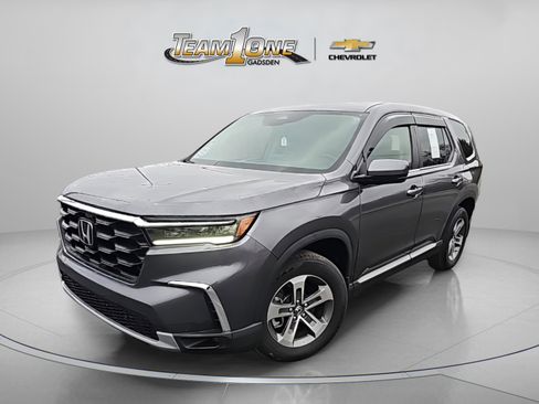 Used 2025 Honda Pilot EX-L image 4