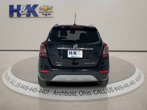 Used 2018 Buick Encore Essence FWD image 5