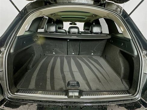 Used 2016 Mercedes-Benz GLC 300 4MATIC w/ Multimedia Package image 27