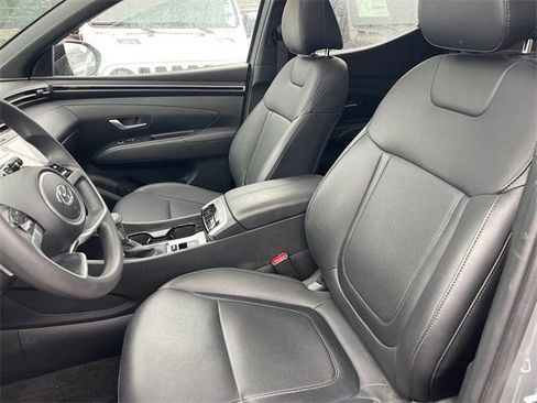 Used 2024 Hyundai Santa Cruz Night AWD/4WD image 9