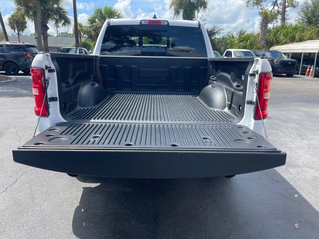 Used 2026 RAM 1500 Big Horn AWD/4WD image 5