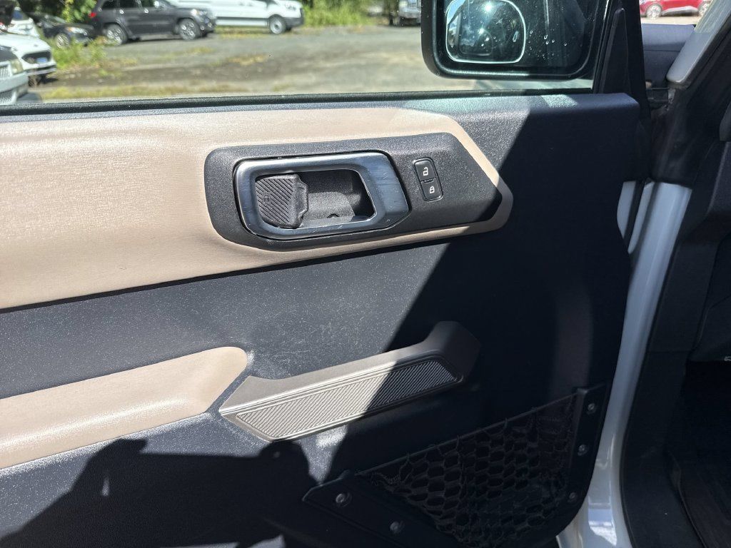 Used 2023 Ford Bronco Wildtrak AWD/4WD image 13