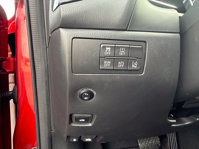 Used 2014 MAZDA MAZDA3 s Grand Touring w/ Technology Package FWD image 27