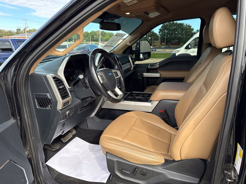 Used 2022 Ford F350 Lariat w/ Chrome Package AWD/4WD image 22