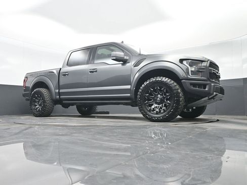 Used 2019 Ford F150 Raptor w/ Equipment Group 802A Luxury image 43