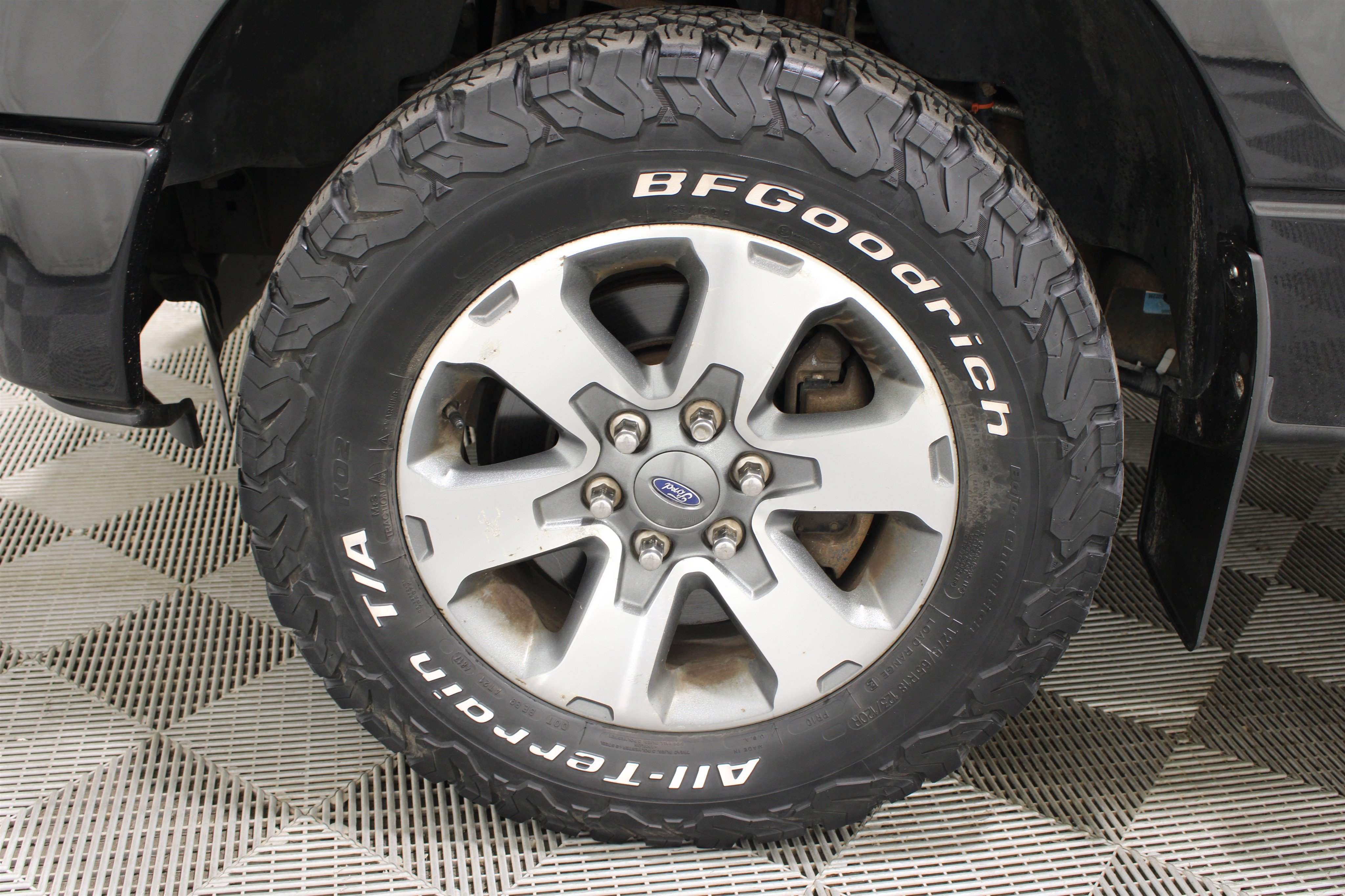 Used 2013 Ford F150 STX w/ Mid Equipment Group AWD/4WD image 29