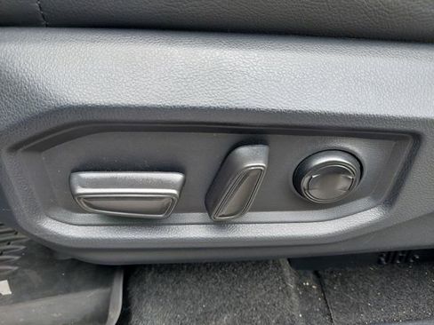Used 2023 Toyota Sequoia Limited AWD/4WD image 23