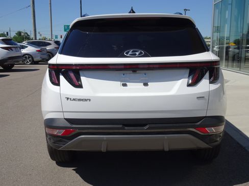 Used 2023 Hyundai Tucson Limited AWD/4WD image 4