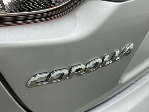 Used 2022 Toyota Corolla LE image 26