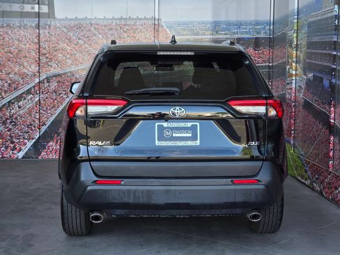 Certified 2025 Toyota RAV4 XLE FWD image 7