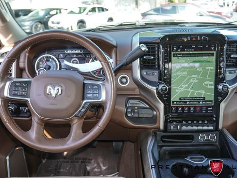 Used 2021 RAM 3500 Laramie AWD/4WD image 2