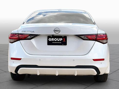 Used 2025 Nissan Sentra SV w/ All-Weather Package image 4