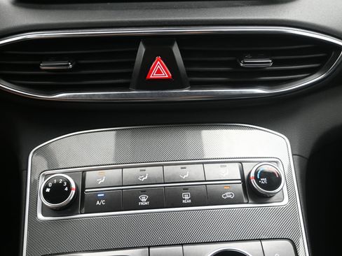 Used 2022 Hyundai Santa Fe SEL image 17