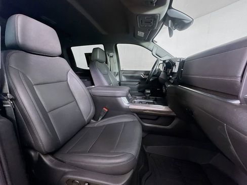 Used 2023 Chevrolet Silverado 1500 LTZ w/ LTZ Convenience Package II image 12
