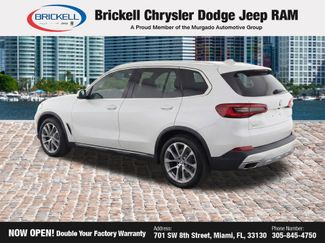 Used 2019 BMW X5 xDrive40i w/ Premium Package 2 AWD/4WD video 3