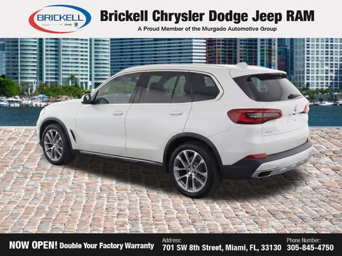 Used 2019 BMW X5 xDrive40i w/ Premium Package 2 AWD/4WD image 3