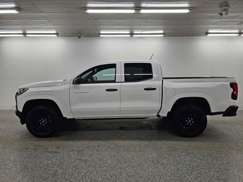 Used 2025 Chevrolet Colorado W/T w/ WT Custom Package RWD image 10