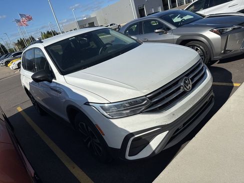 Used 2022 Volkswagen Tiguan S AWD/4WD image 3