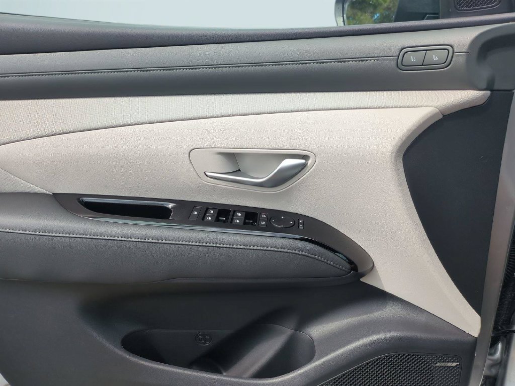 New 2026 Hyundai Tucson Limited FWD image 26
