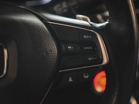 Used 2022 Honda Accord Sport image 28