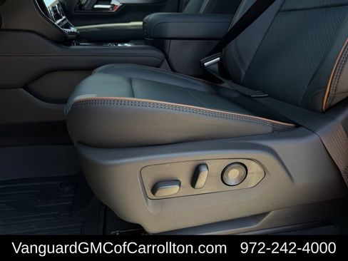 New 2026 GMC Yukon AT4 w/ AT4 Premium Plus Package AWD/4WD image 24