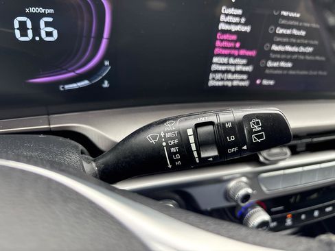 Used 2025 Kia Telluride S image 19