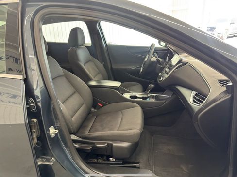 Used 2020 Chevrolet Malibu LT image 10