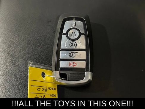 Used 2024 Ford Explorer XLT w/ Equipment Group 202A AWD/4WD image 33