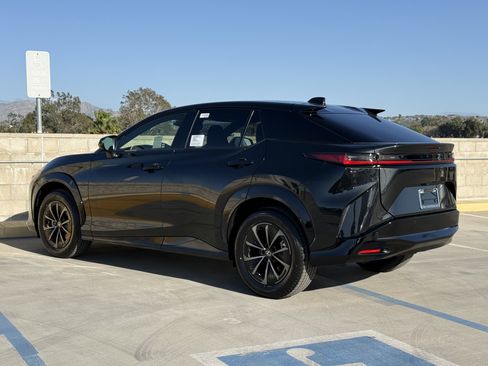 New 2026 Lexus RZ 350e RZ 350e image 9