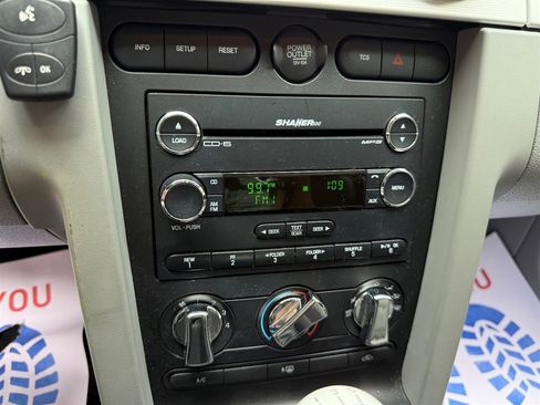 Used 2009 Ford Mustang GT image 49