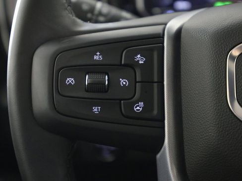 Used 2025 GMC Sierra 2500 SLT w/ SLT Premium Package image 20