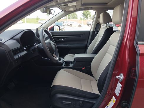 Used 2024 Honda CR-V EX image 7