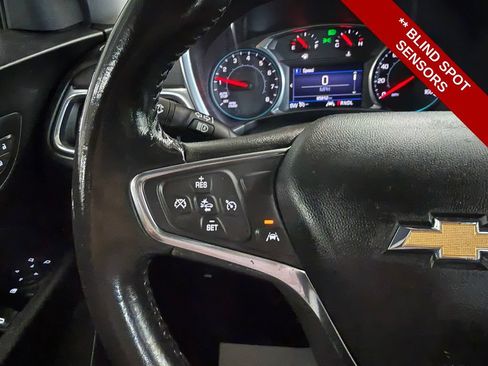 Used 2021 Chevrolet Equinox LT AWD/4WD image 17