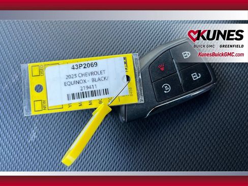 Used 2025 Chevrolet Equinox LT FWD image 17