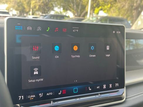 New 2026 Volkswagen Tiguan SE AWD/4WD image 18