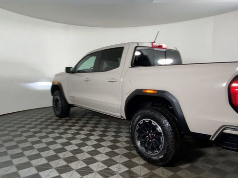 New 2026 GMC Canyon AT4 image 8