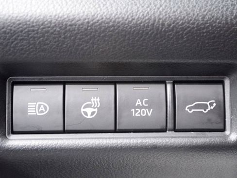 Used 2025 Toyota Grand Highlander AWD Hybrid image 39