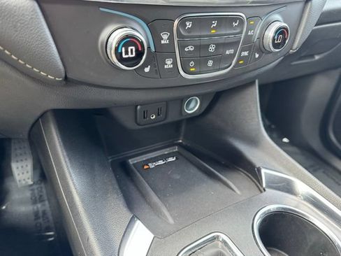 Certified 2023 Chevrolet Traverse LT AWD/4WD image 21