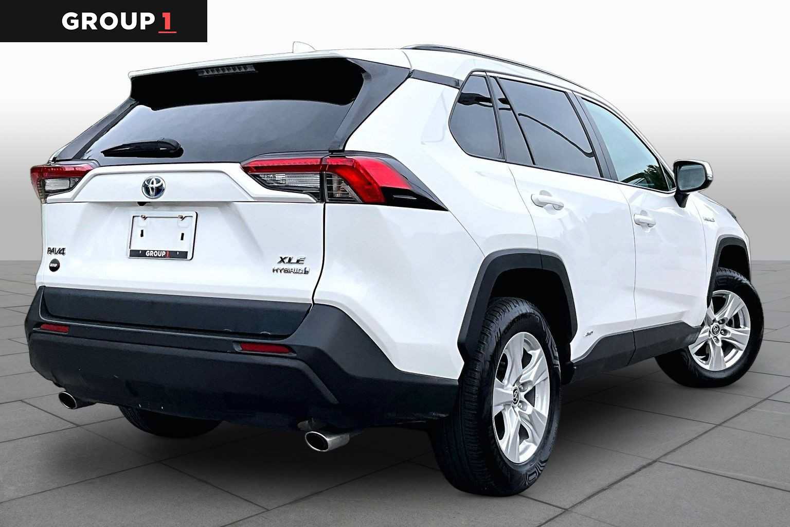 Used 2021 Toyota RAV4 XLE w/ Convenience Package AWD/4WD image 13