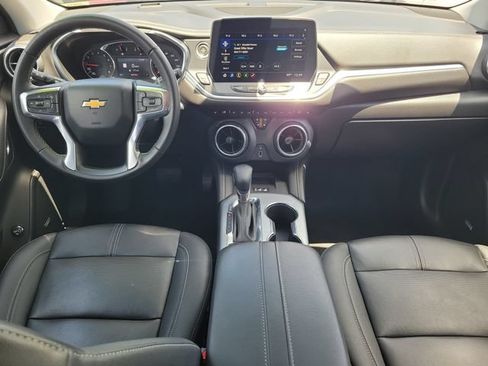 Used 2023 Chevrolet Blazer LT w/ Sound & Technology Package FWD image 11