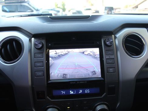 Used 2014 Toyota Tundra Platinum AWD/4WD image 33