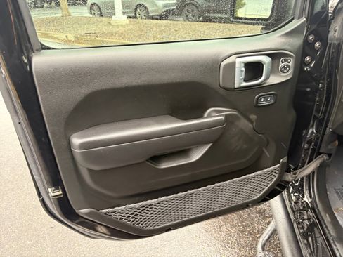 Certified 2023 Jeep Wrangler Unlimited Sport AWD/4WD image 13