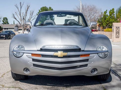 Used 2005 Chevrolet SSR image 13