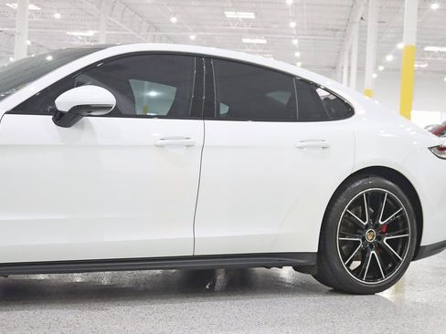 Used 2021 Porsche Panamera 4S image 3