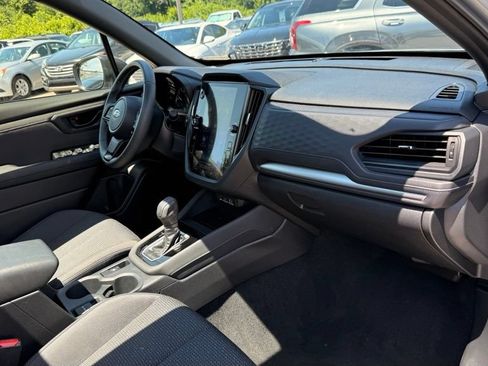 Used 2025 Subaru Forester Premium AWD/4WD image 36