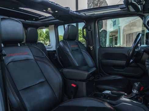 Used 2021 Jeep Wrangler Unlimited Rubicon AWD/4WD image 26