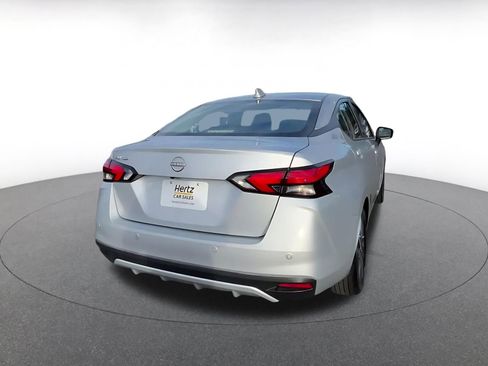 Used 2025 Nissan Versa SV image 14