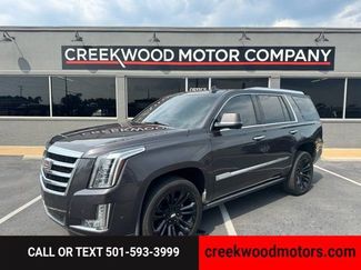 Used 2017 Cadillac Escalade Premium Luxury image 1