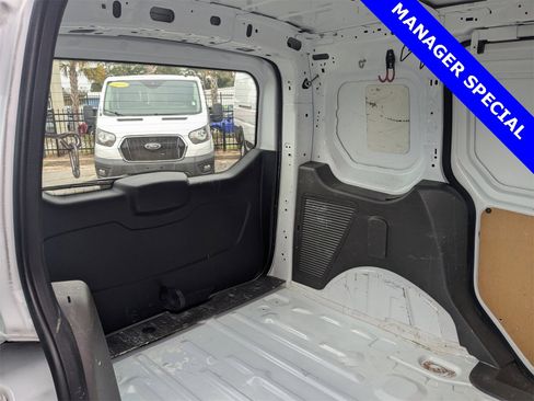 Used 2022 Ford Transit Connect XL image 13