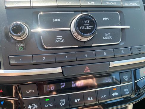 Used 2016 Honda Accord LX image 21